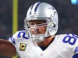 ARLINGTON, TX-SEPTEMBER 13: Jason Witten #82 of the Dallas Cowboys celebrates after catching a touchdown pass in the fourth quarter as the Cowboys take on the New York Giants at AT&T Stadium on September 13, 2015 in Arlington, Texas. (Photo by Ronald Martinez/Getty Images)